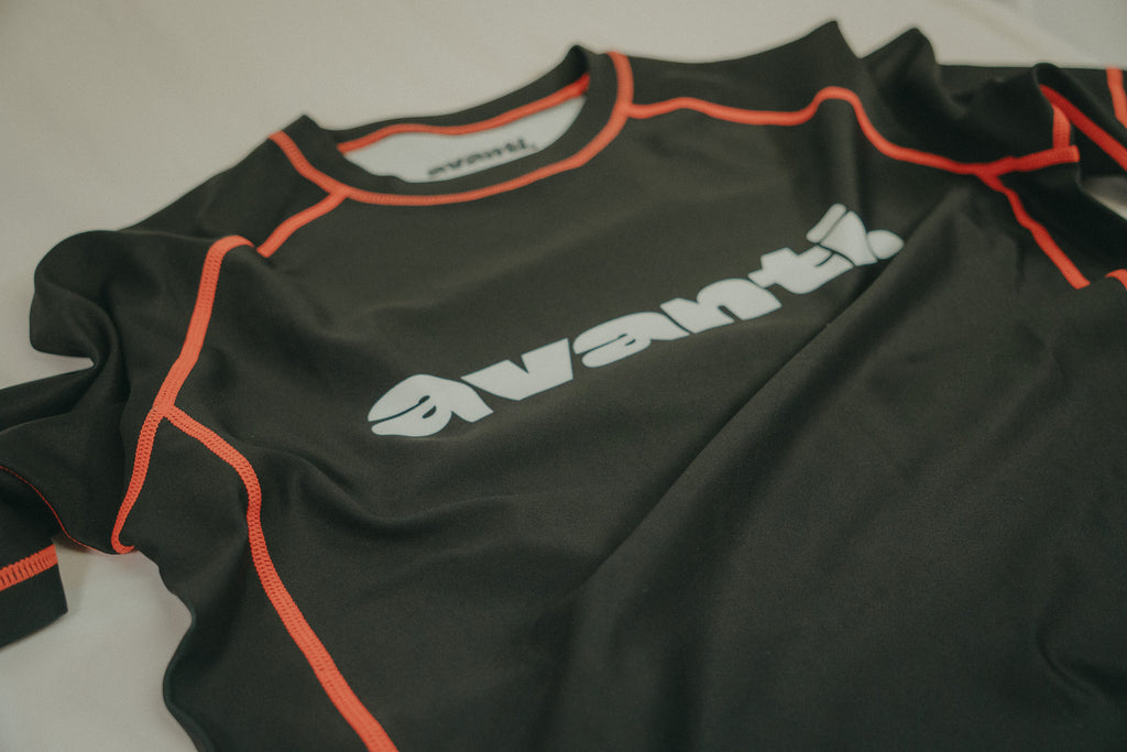 avanti. Hunter Core Rashguard