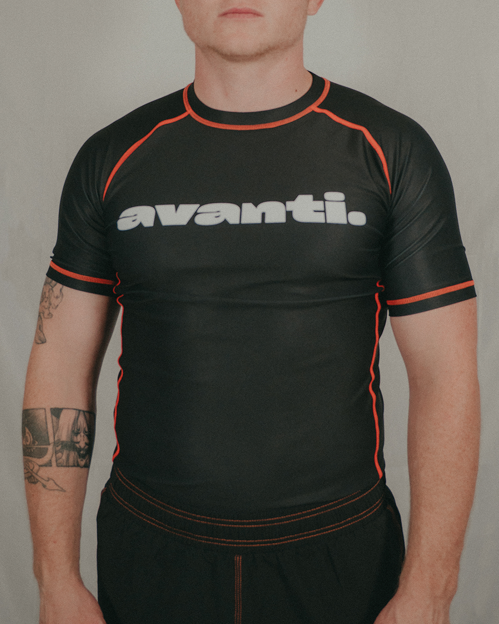 avanti. Hunter Core Rashguard