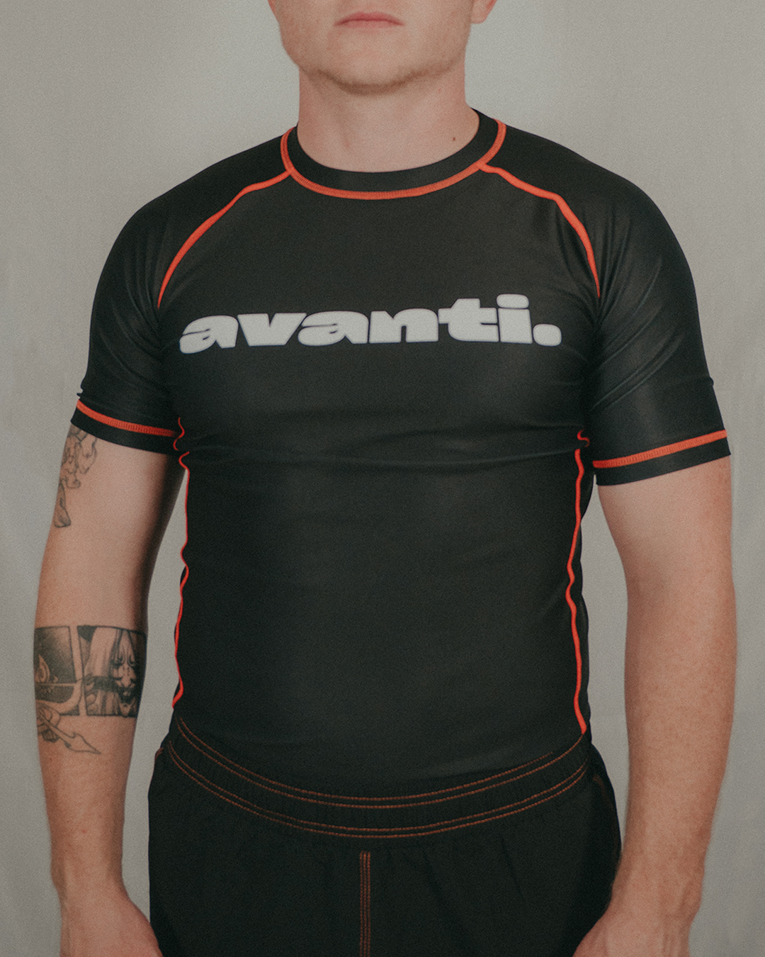 avanti. Hunter Core Rashguard